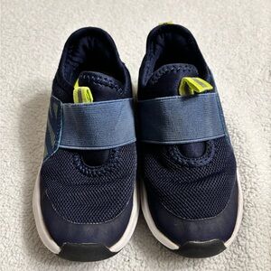 Kids Navy Blue Sneakers size 9